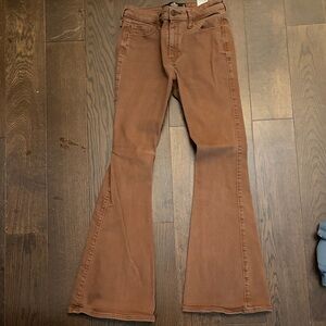 Hollister Women's Flare Jeans in Tan